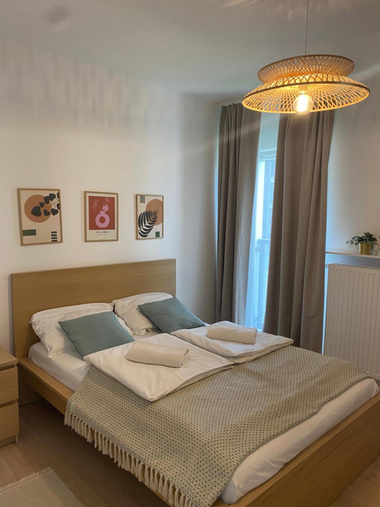 Metro Szwedzka Apartament Orange Varsovia Exterior foto